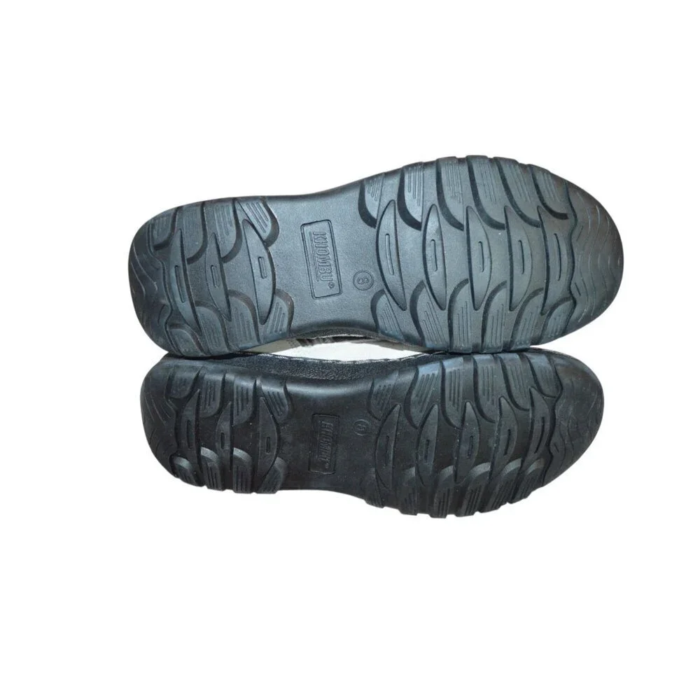 NWOT Khombu Iris All Weather Boots Cream Off White Women Size 8 Winter Gorpcore